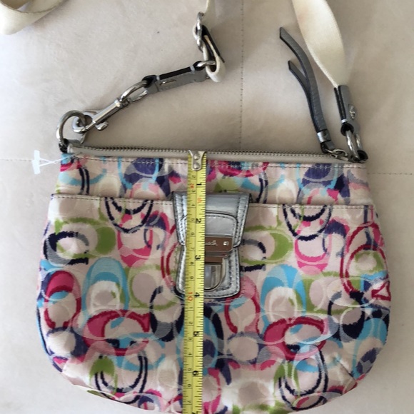 Coach logo handbag - Picture 8 of 9